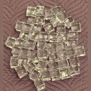 barely used fake ice cubes